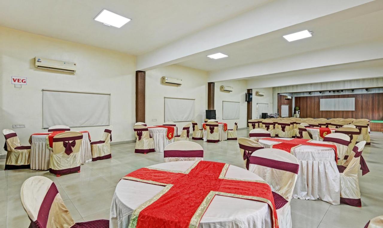 Treebo Trend Paradise Convention Rasulgarh Бхубанешвара Экстерьер фото